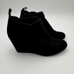 American Eagle Faux Suede Wedge Ankle Boots Almond Toe Pull On Booties Women 8